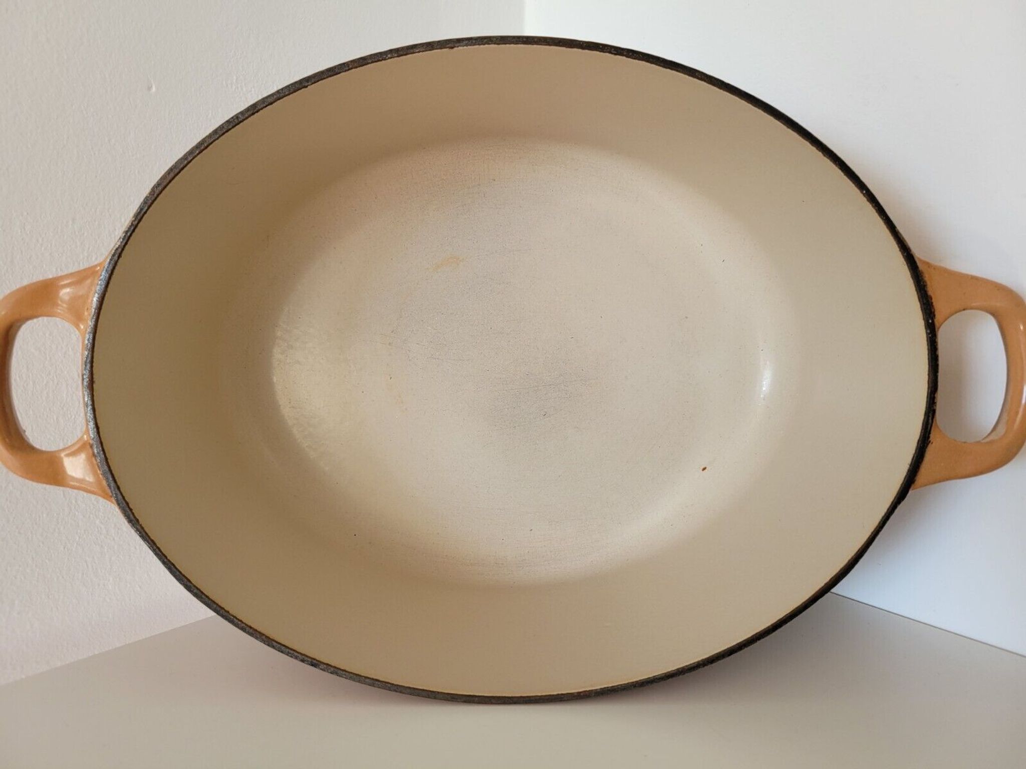 Tureen Le Creuset vintage oval casserole in brown enamelled cast iron size 30