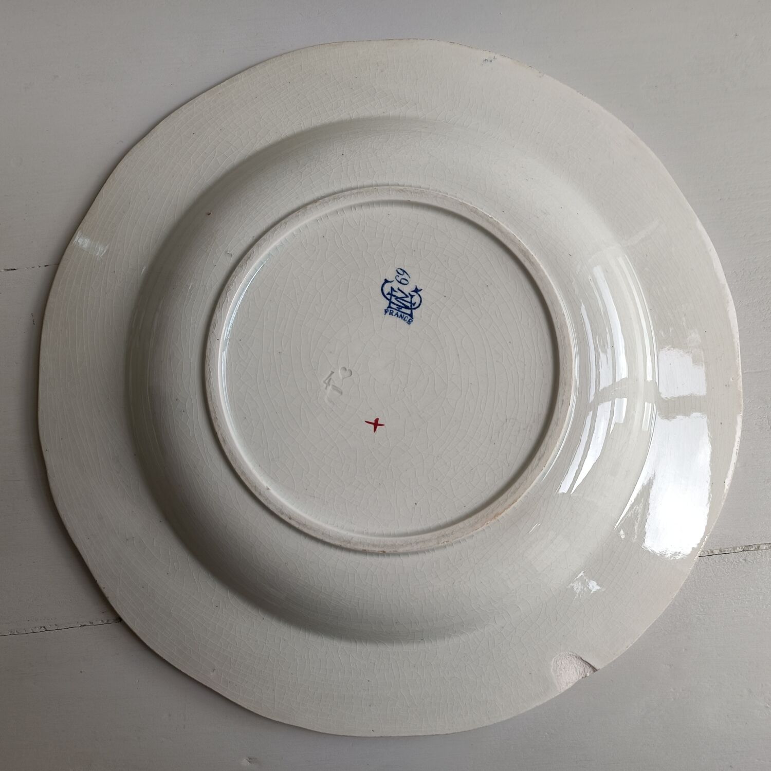 Round and ravier dish assorted in Gien earthenware