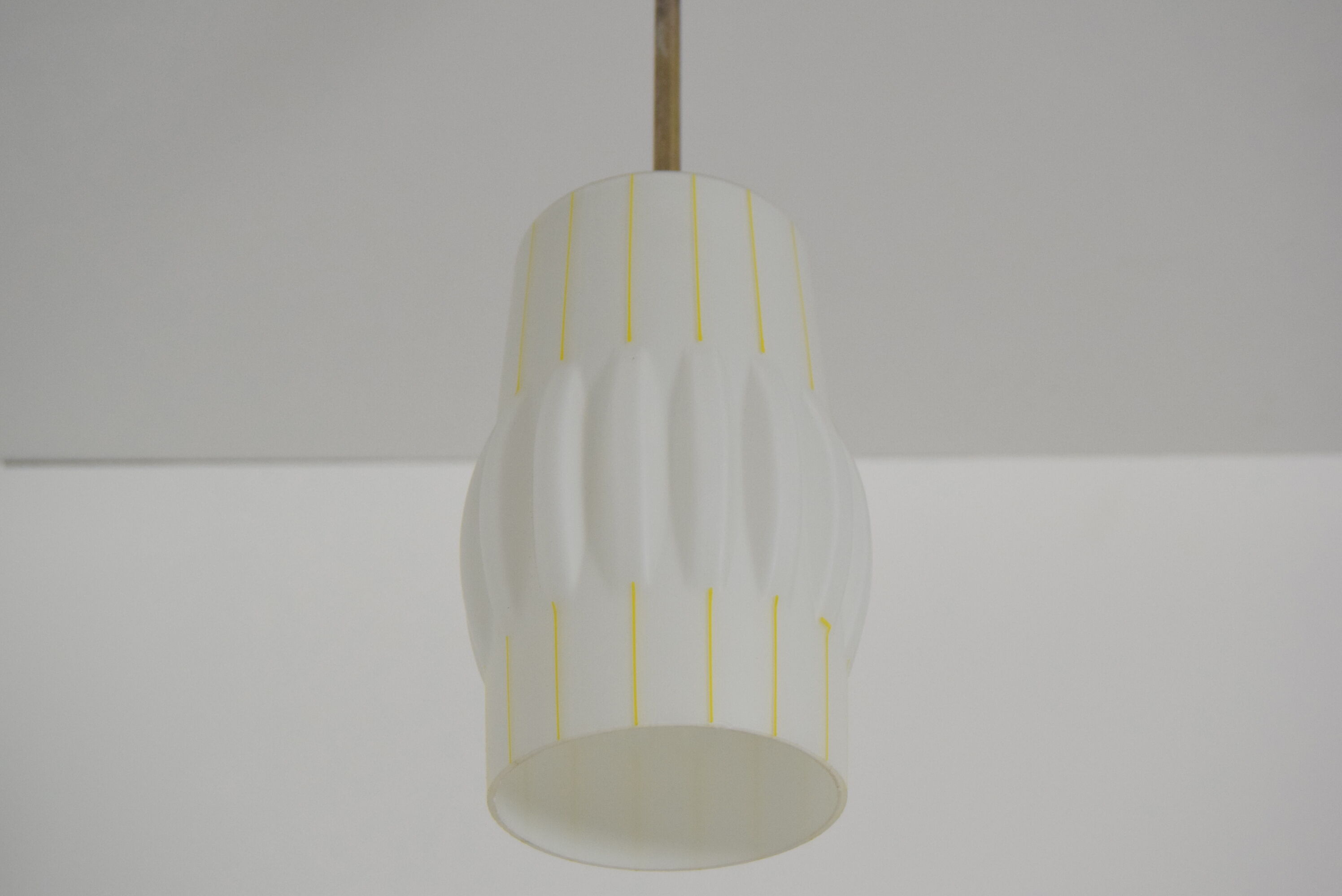 Suspension en verre du milieu du siècle années 1960