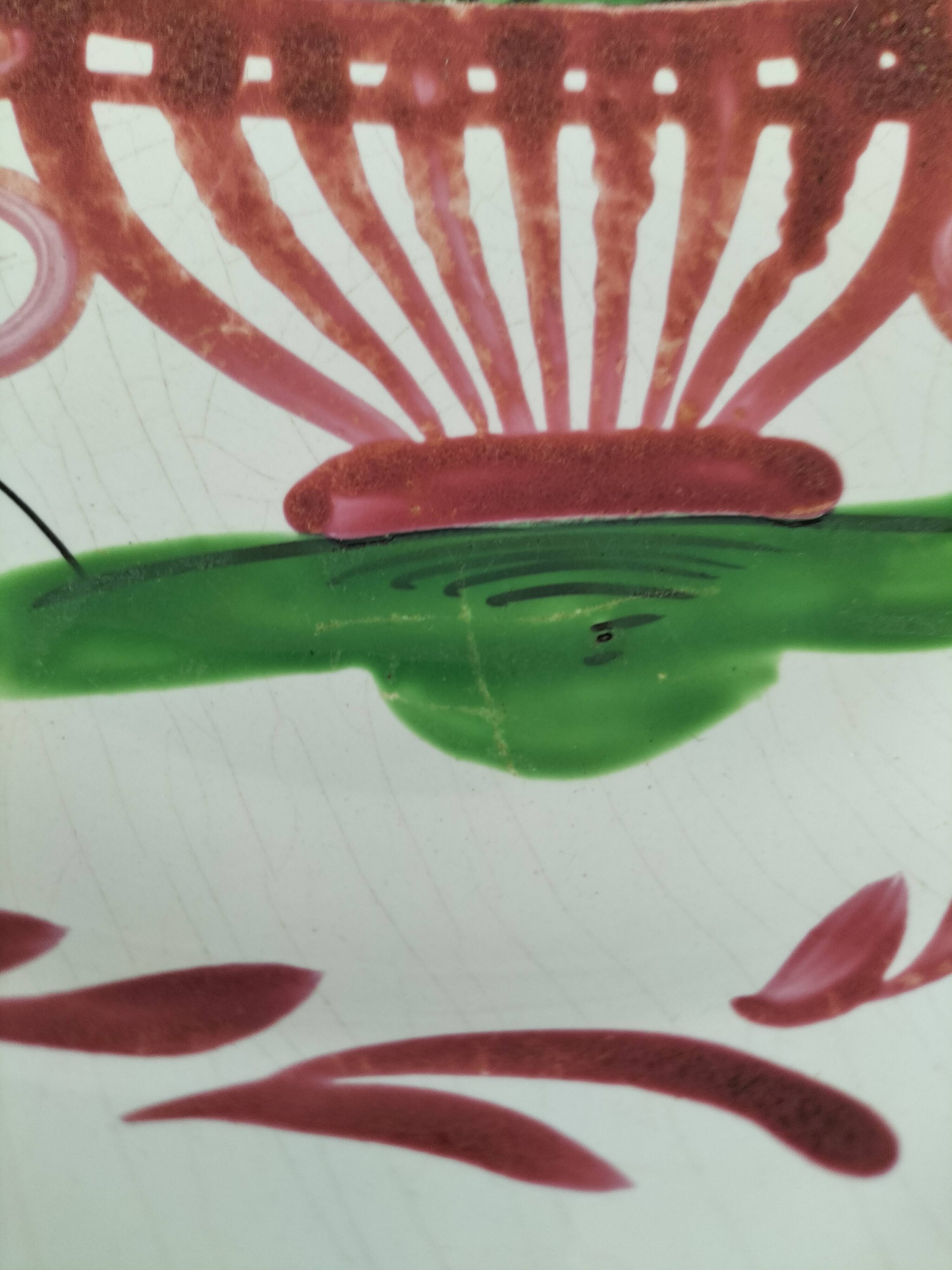 Saint-Clément plate – floral basket decoration with lyre handles – circa 1910