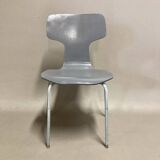 “arne jacobsen” children’s model chair.