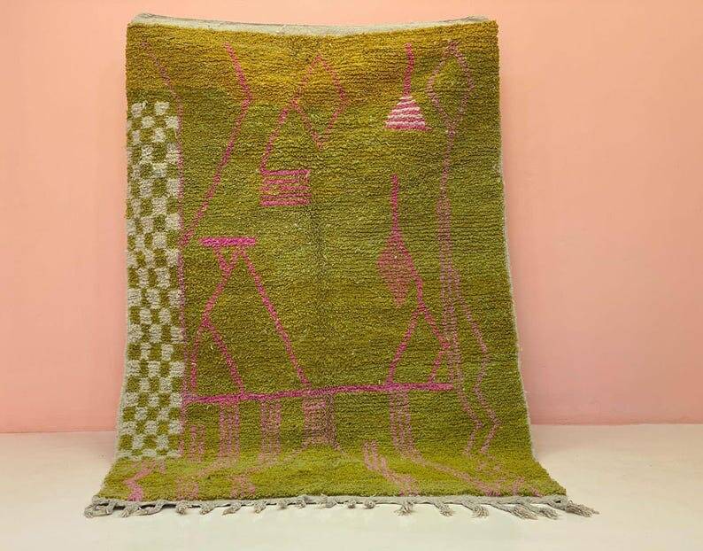 Traditional handmade Beni Ouraine rug, size 140 x 260 cm