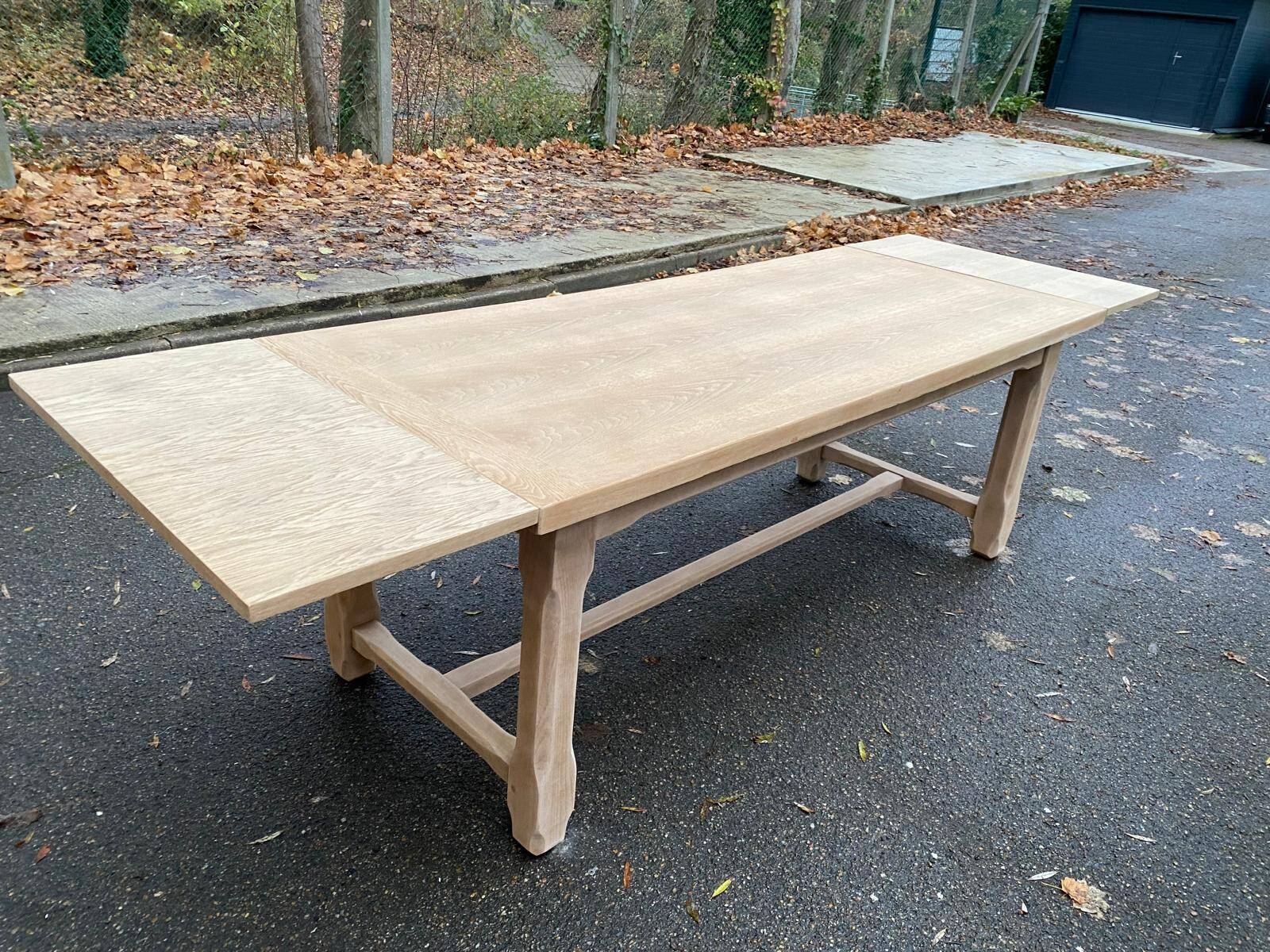 Extendable renovated 20th century oak farmhouse dining table, 200-280cm