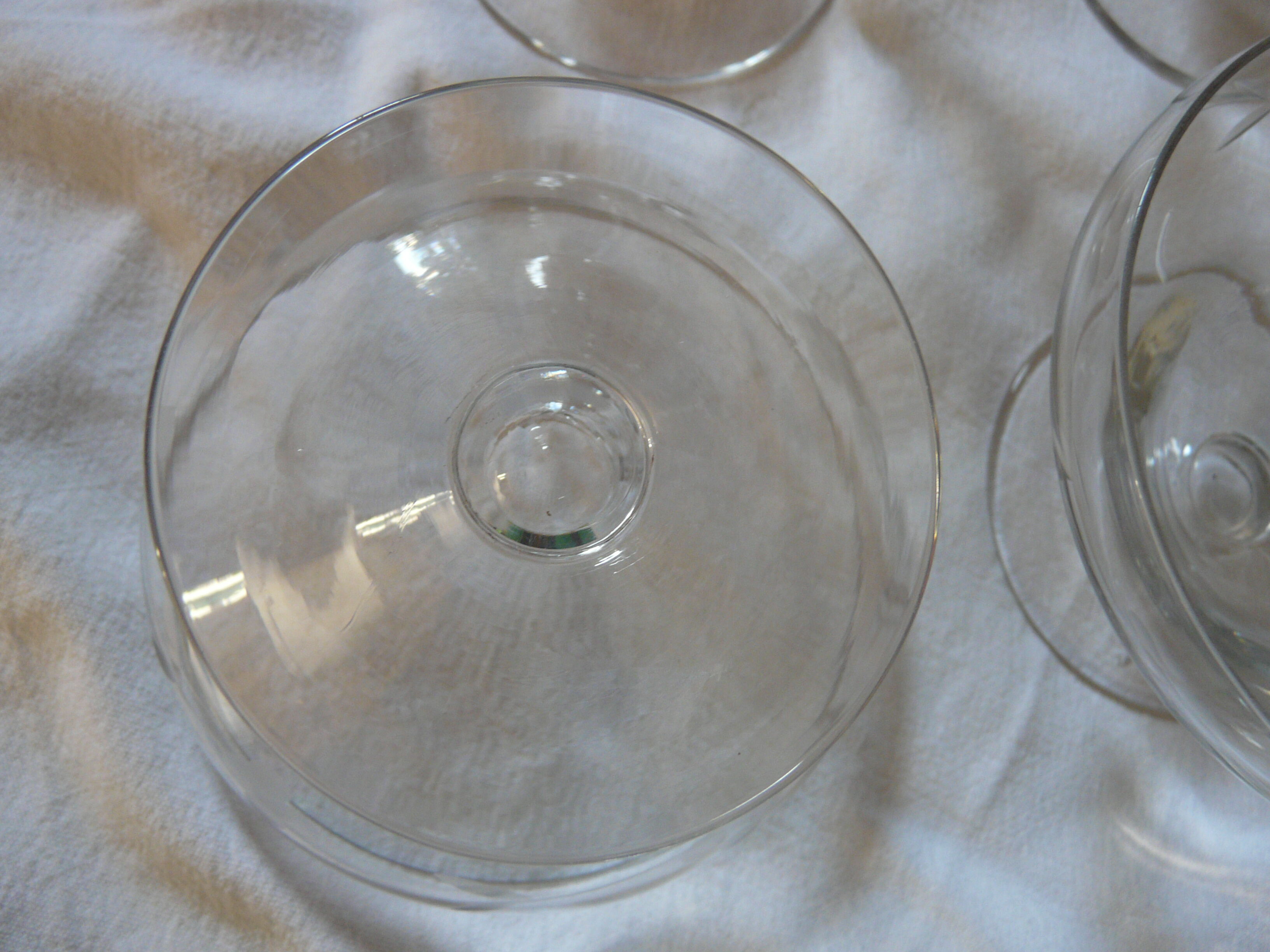 Set of 6 glass cups engraved Art Deco era