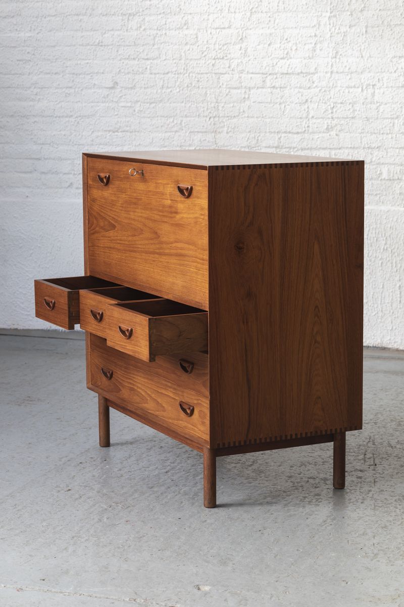 Cabinet par Peter Hvidt & Orla Mølgaard Nielsen pour Søbørg mobler, Danemark, années 1950