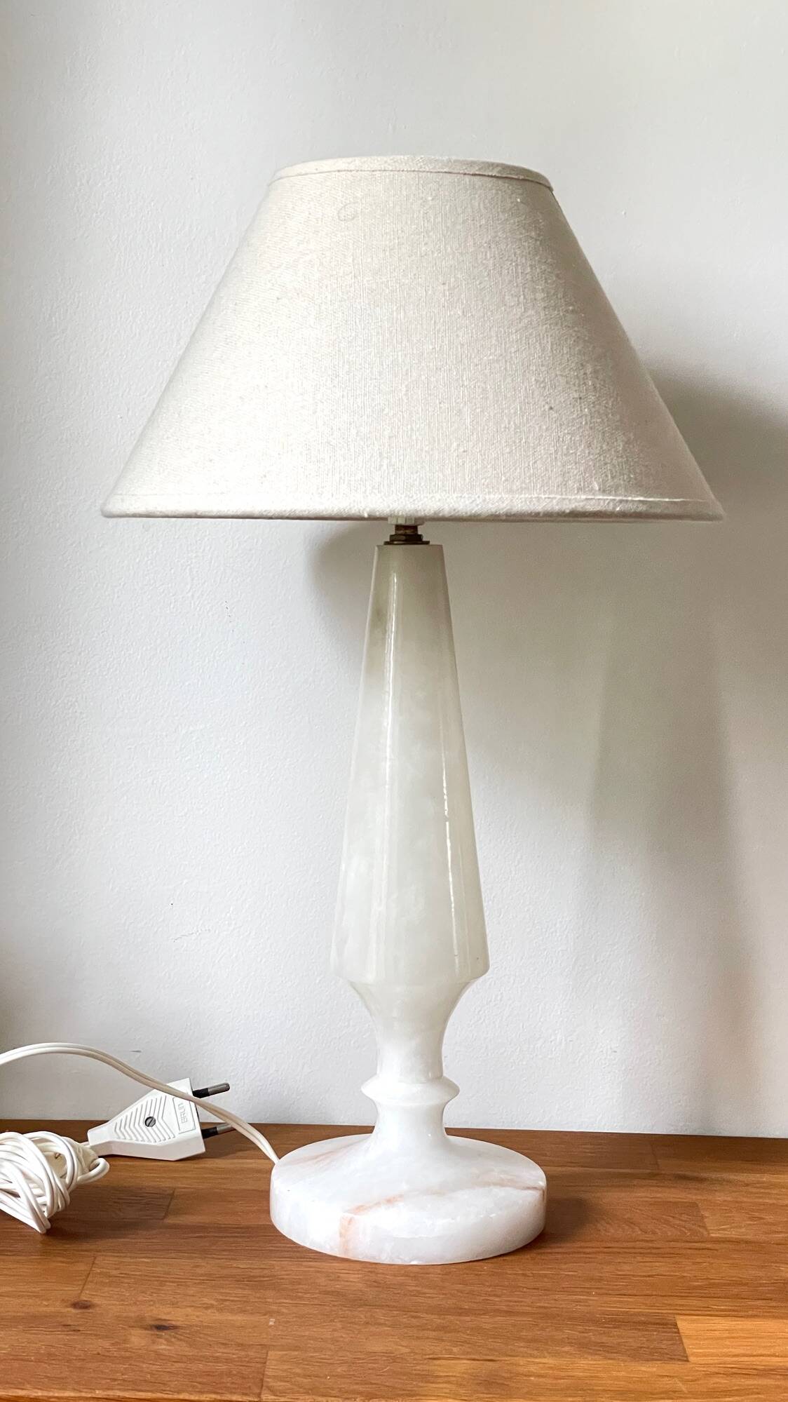 Vintage geometric alabaster stone lamp
