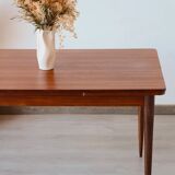 Vintage teak dining table – extendable Scandinavian design