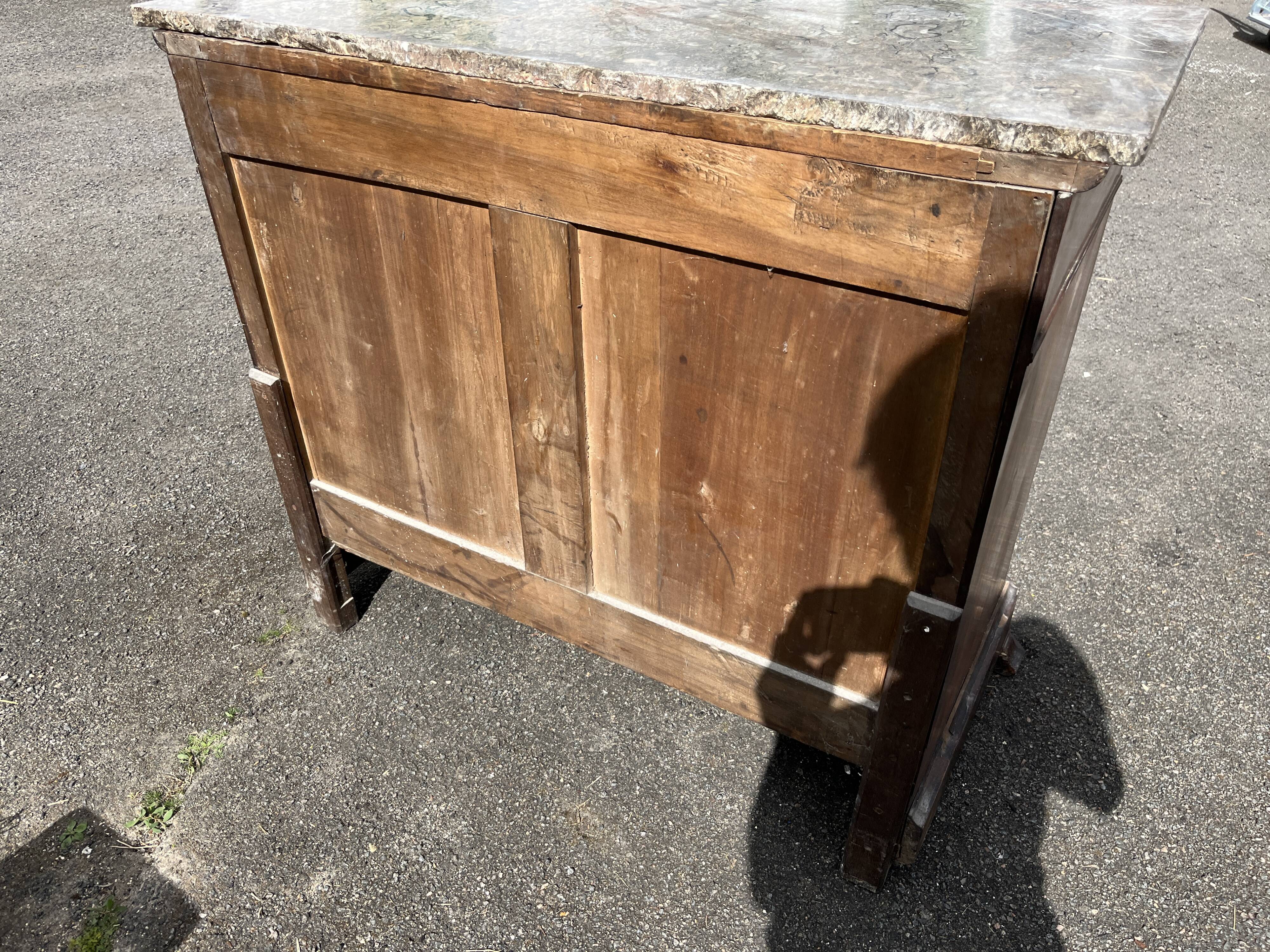 Beautiful chest of drawers from the Restoration / Louis-Philippe period, 19th century