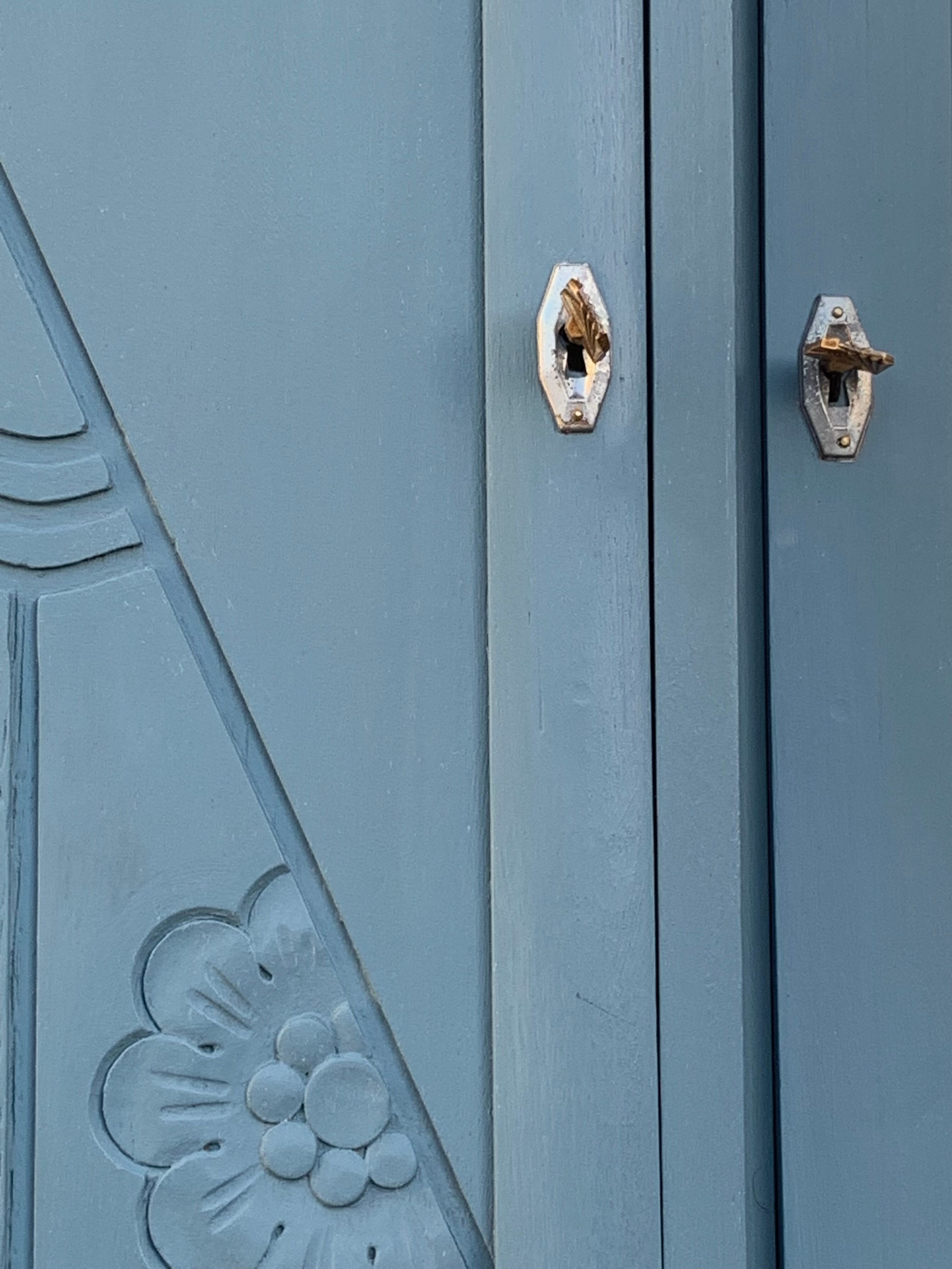Blue wardrobe art deco 1930