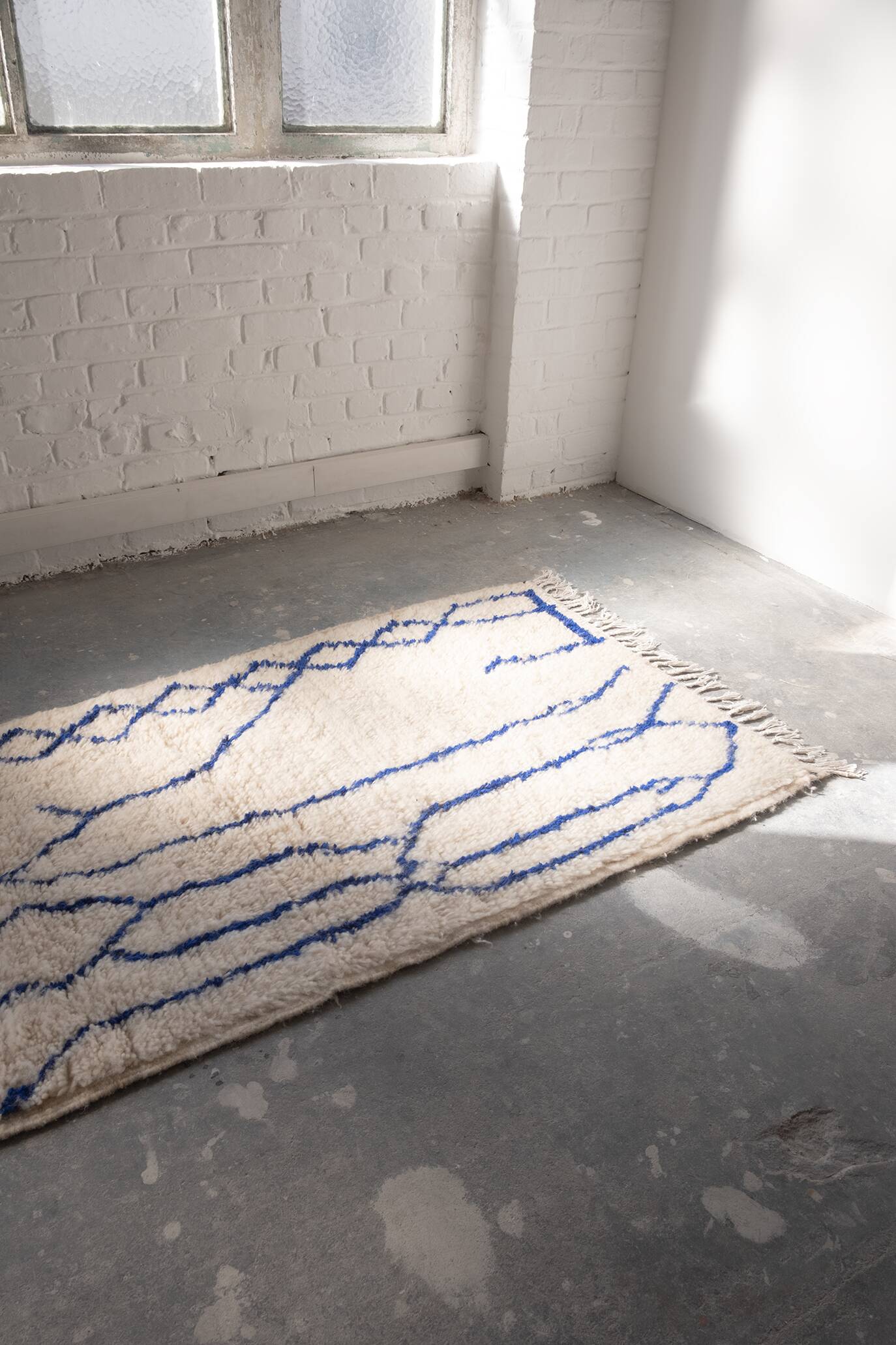 Amazigh Beni Ouarain rug tapis berbére- 140 x 88 cm