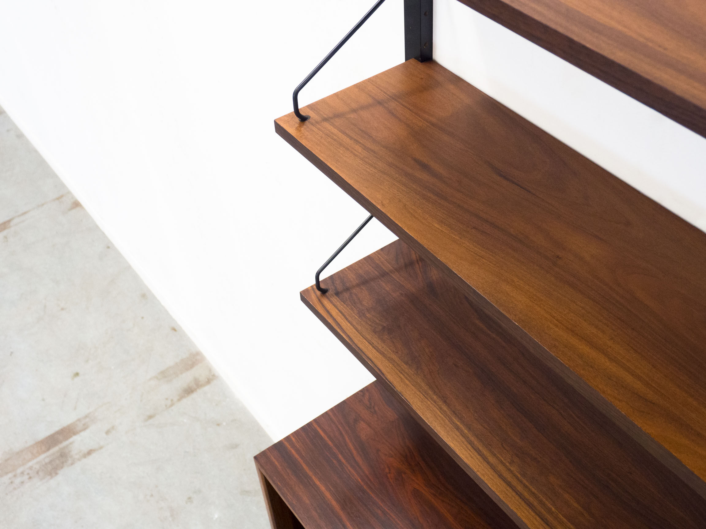 Royal System rosewood wall unit by Poul Cadovius