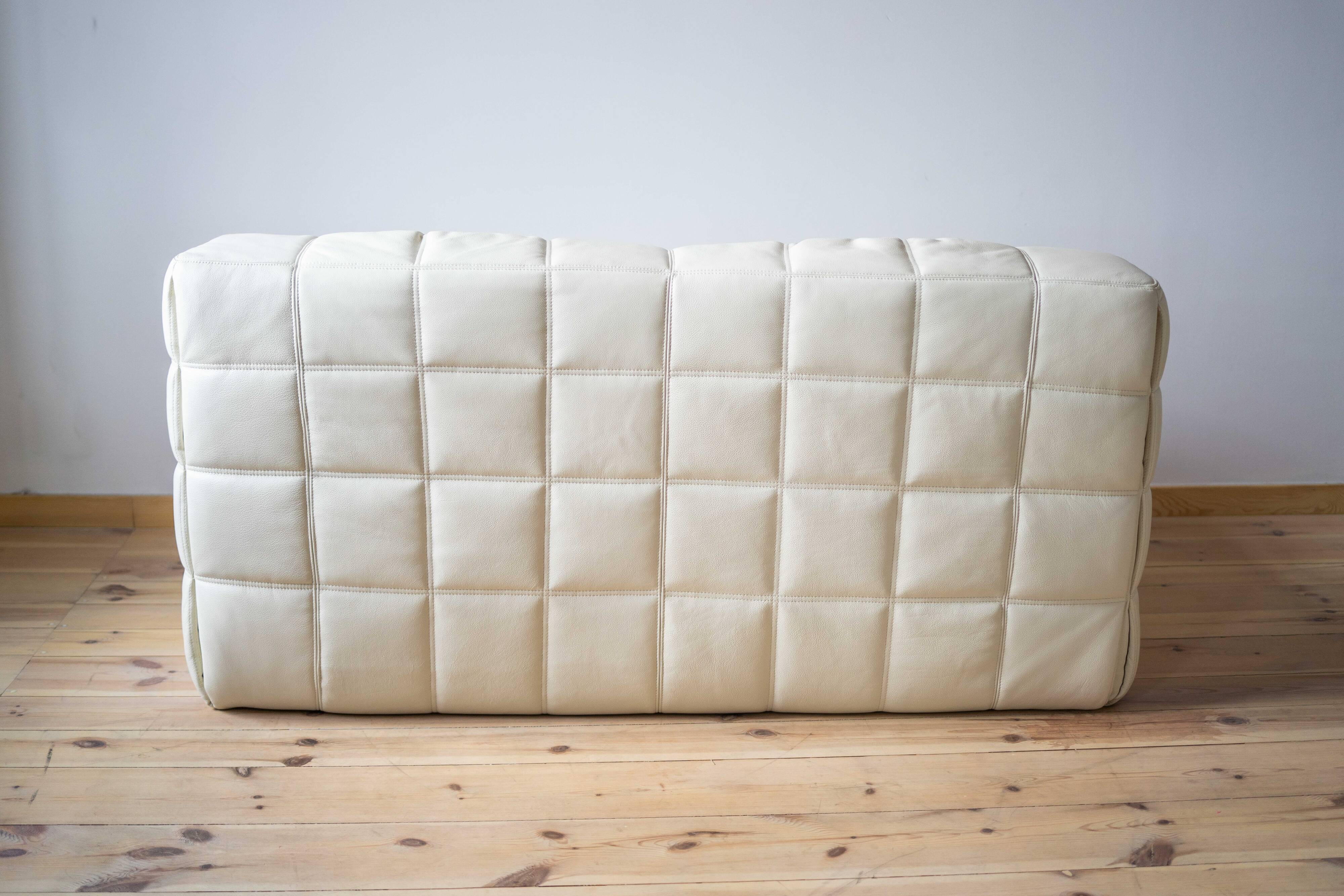 Set of two white leather sofas "Kashima" Ligne Roset designed by Michel Ducaroy