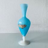 Vase ancien en opaline bleue