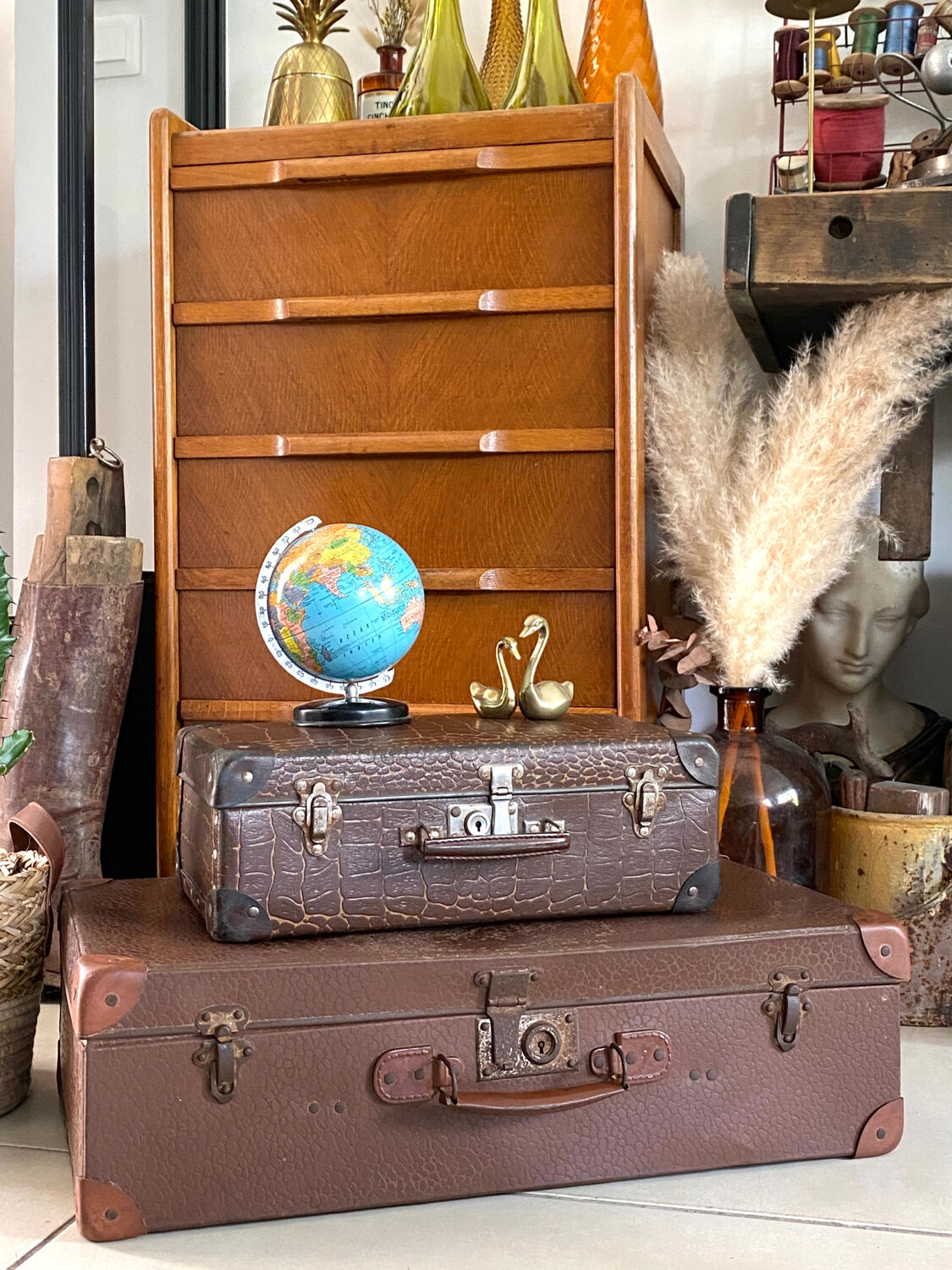 Set of 2 suitcases