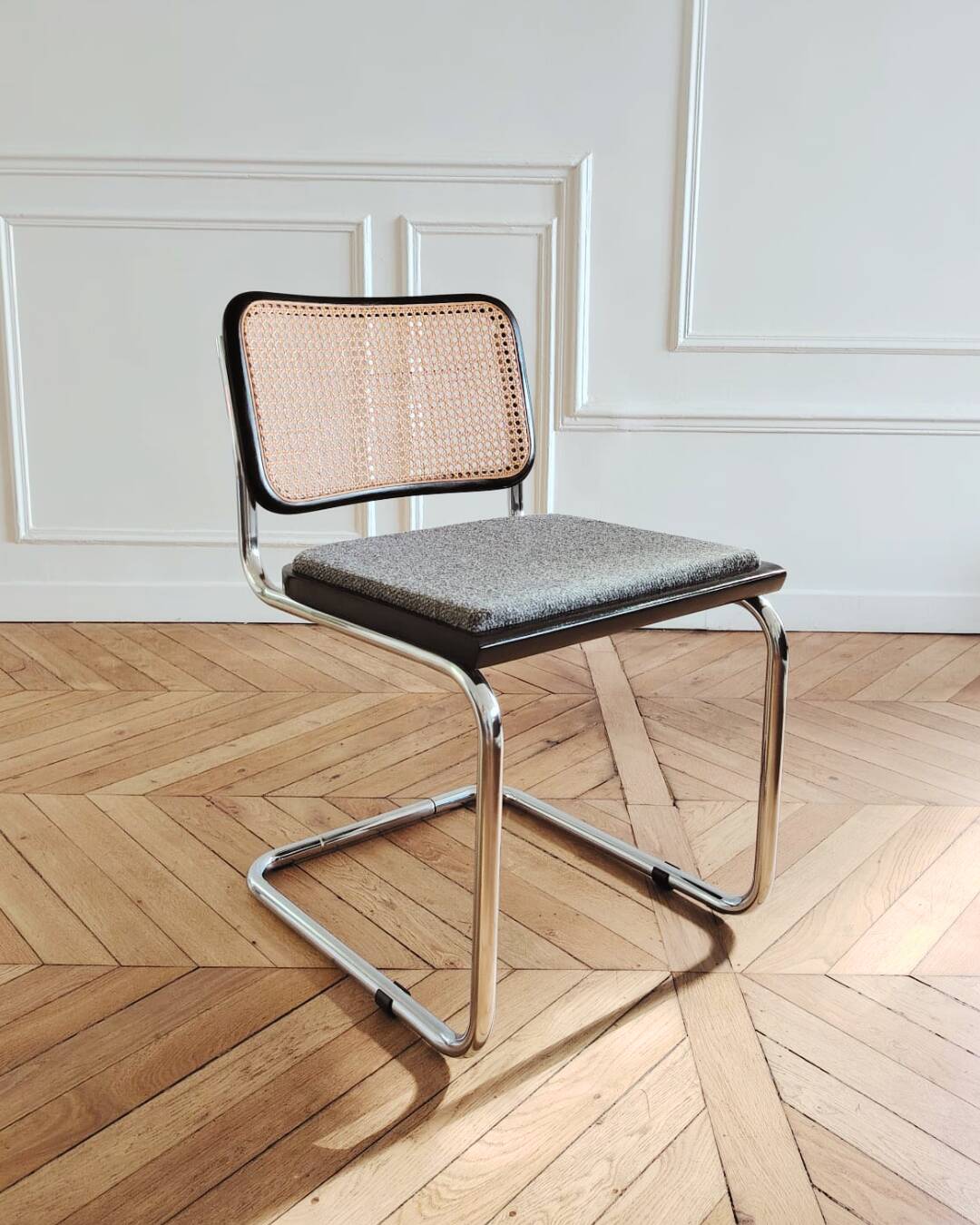 Cesca chair B32 style Marcel Breuer renovated, year 87
