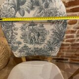 2 renovated vintage chairs from the 50s/60s.