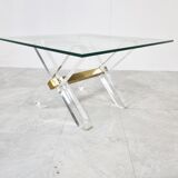 Table basse en laiton et lucite, années 1970