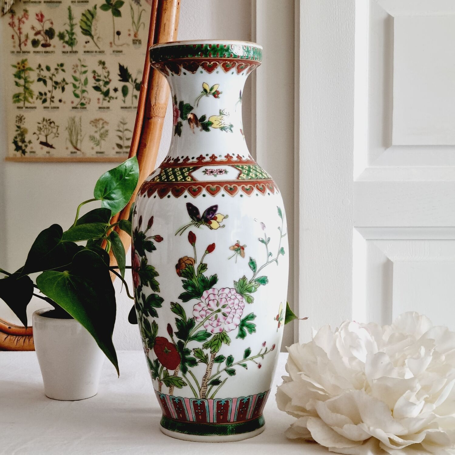 Chinese porcelain baluster vase