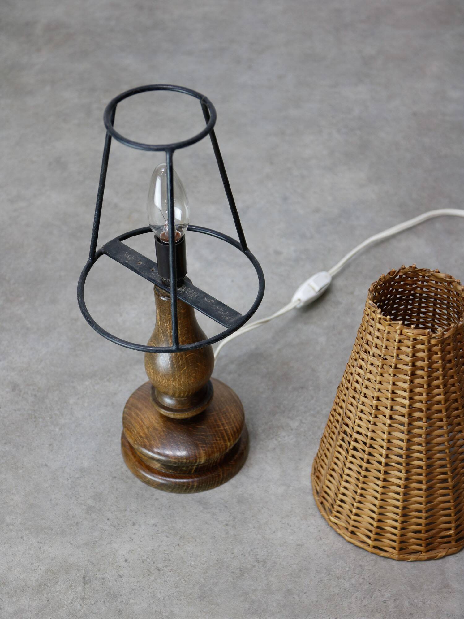 Vintage Italian Wicker Table Lamp
