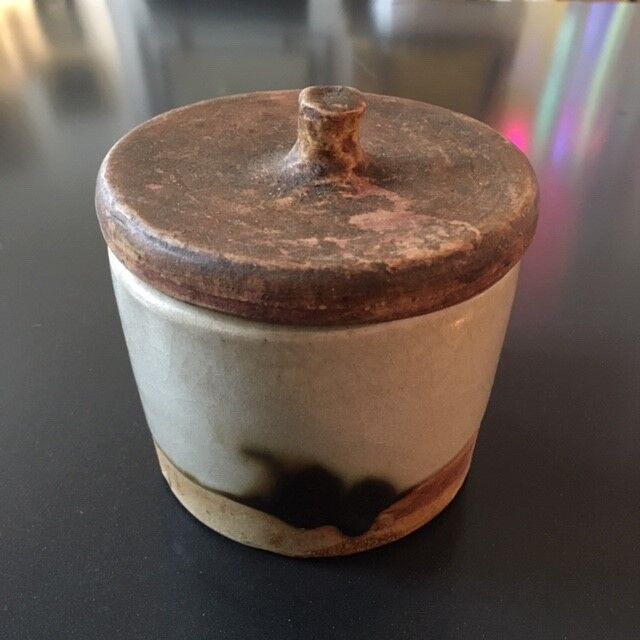 Terracotta pot of Dove Pottery