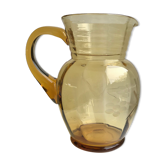 Carafe en verre gravé ambré années 50
