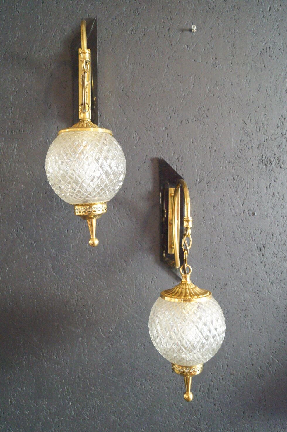 Pair of 1960 brass wall lamp