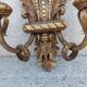 Paire d’appliques en bois doré sculpté