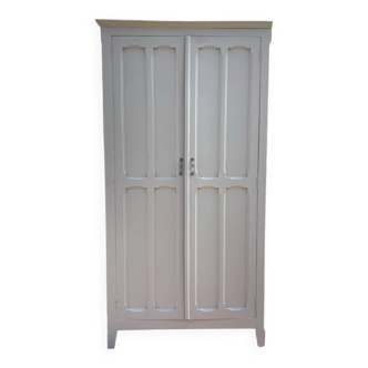 Armoire parisienne beige