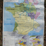 Old vintage MDI "Hundred years war" school card