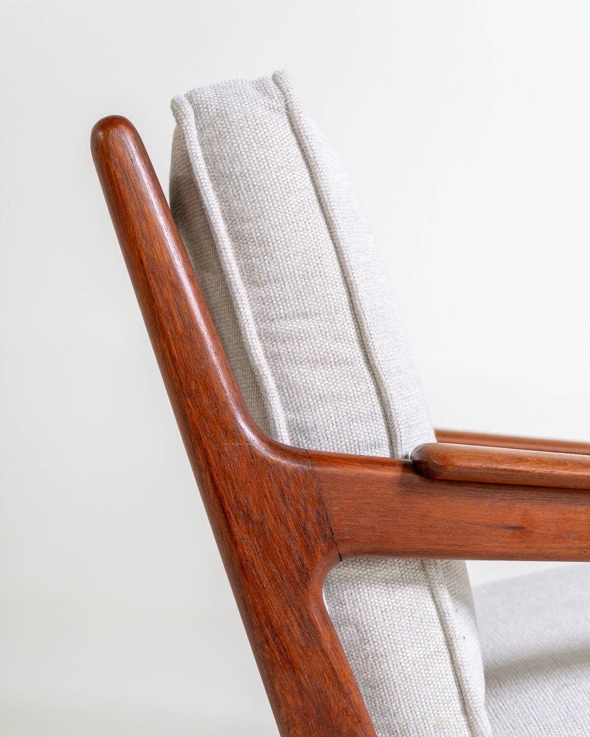 Pair of armchairs by Arne Hovmand-Olsen, Denmark, 1960s