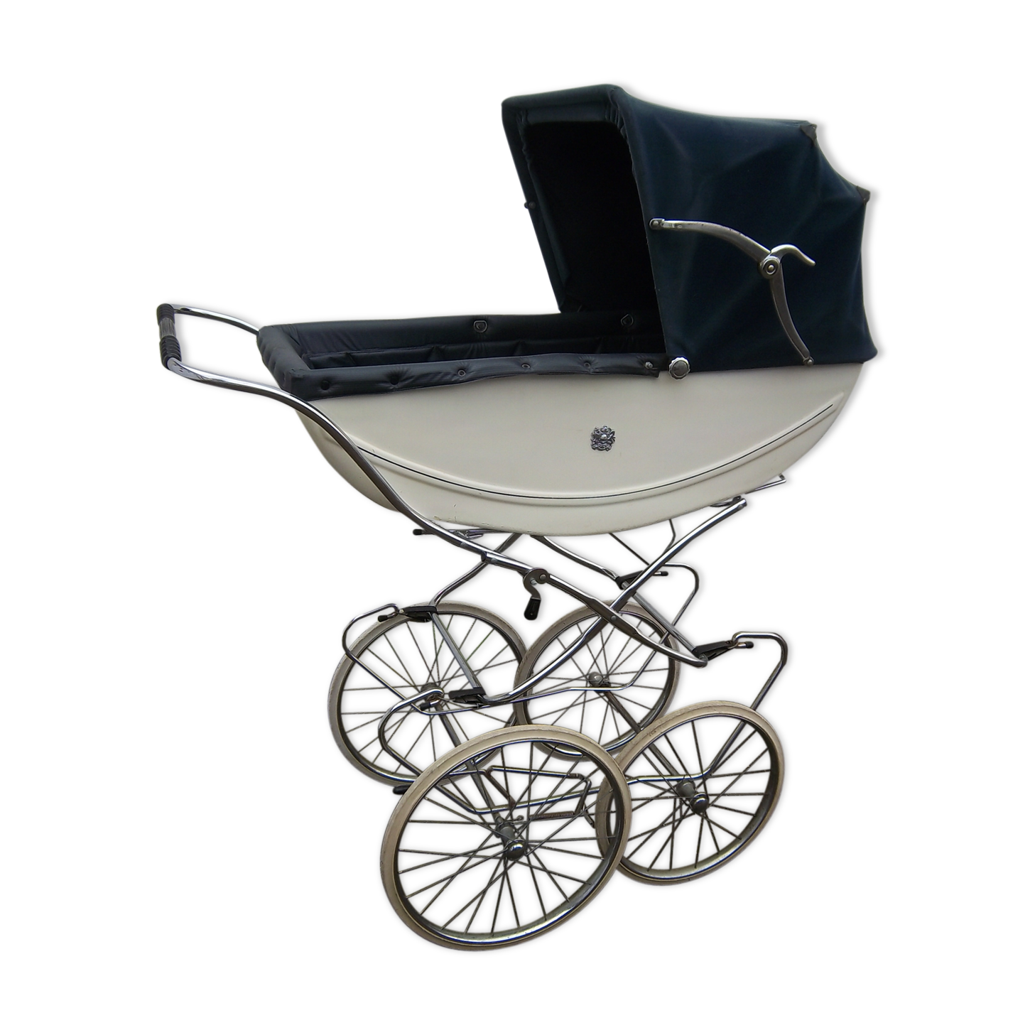 English vintage pram for baby from the 1950-60