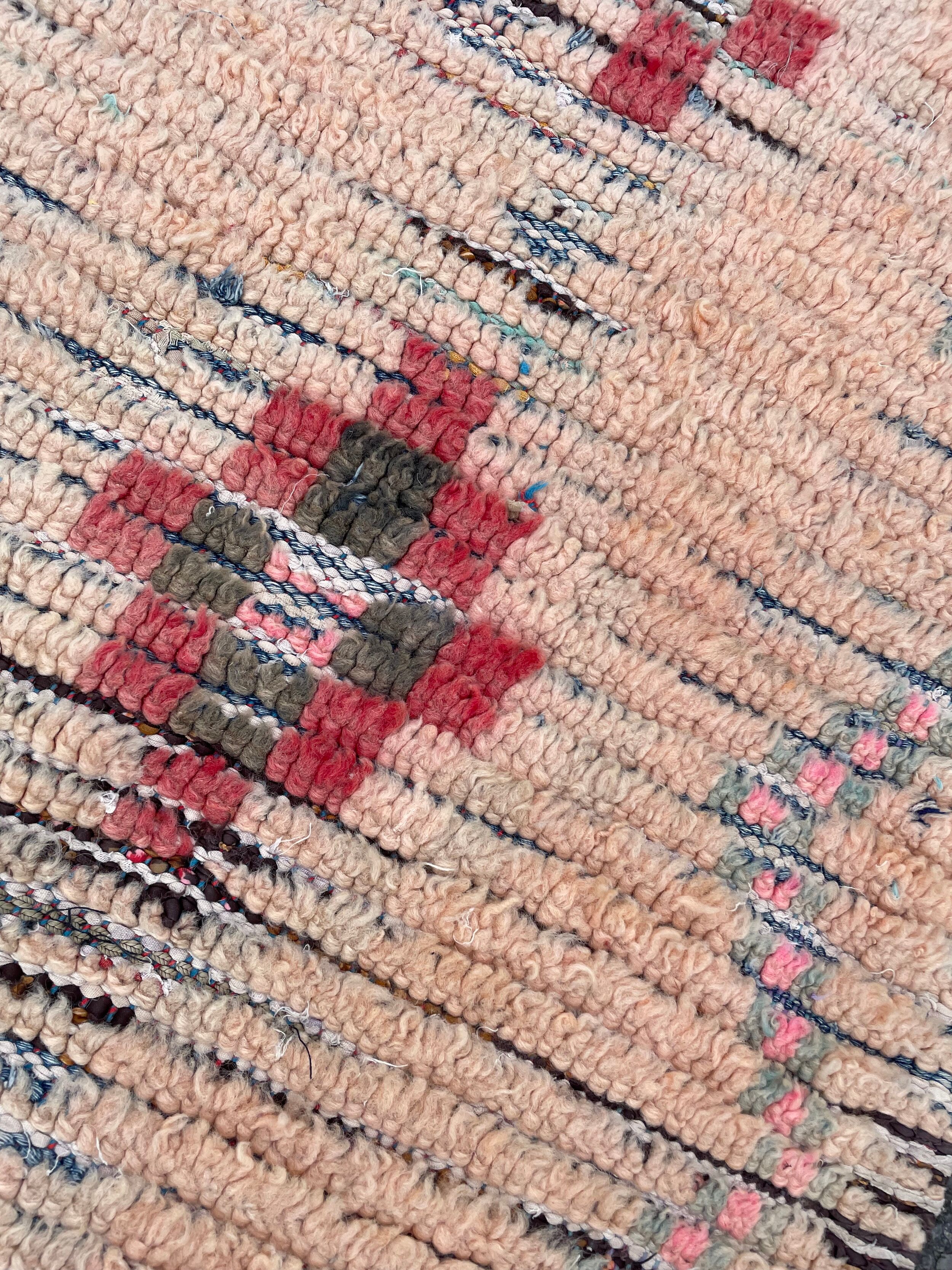 Berber rug Boujaad old 110x300 cm