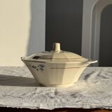 Antique Sarreguemines soup tureen with lid, rose pattern, D33 H28.