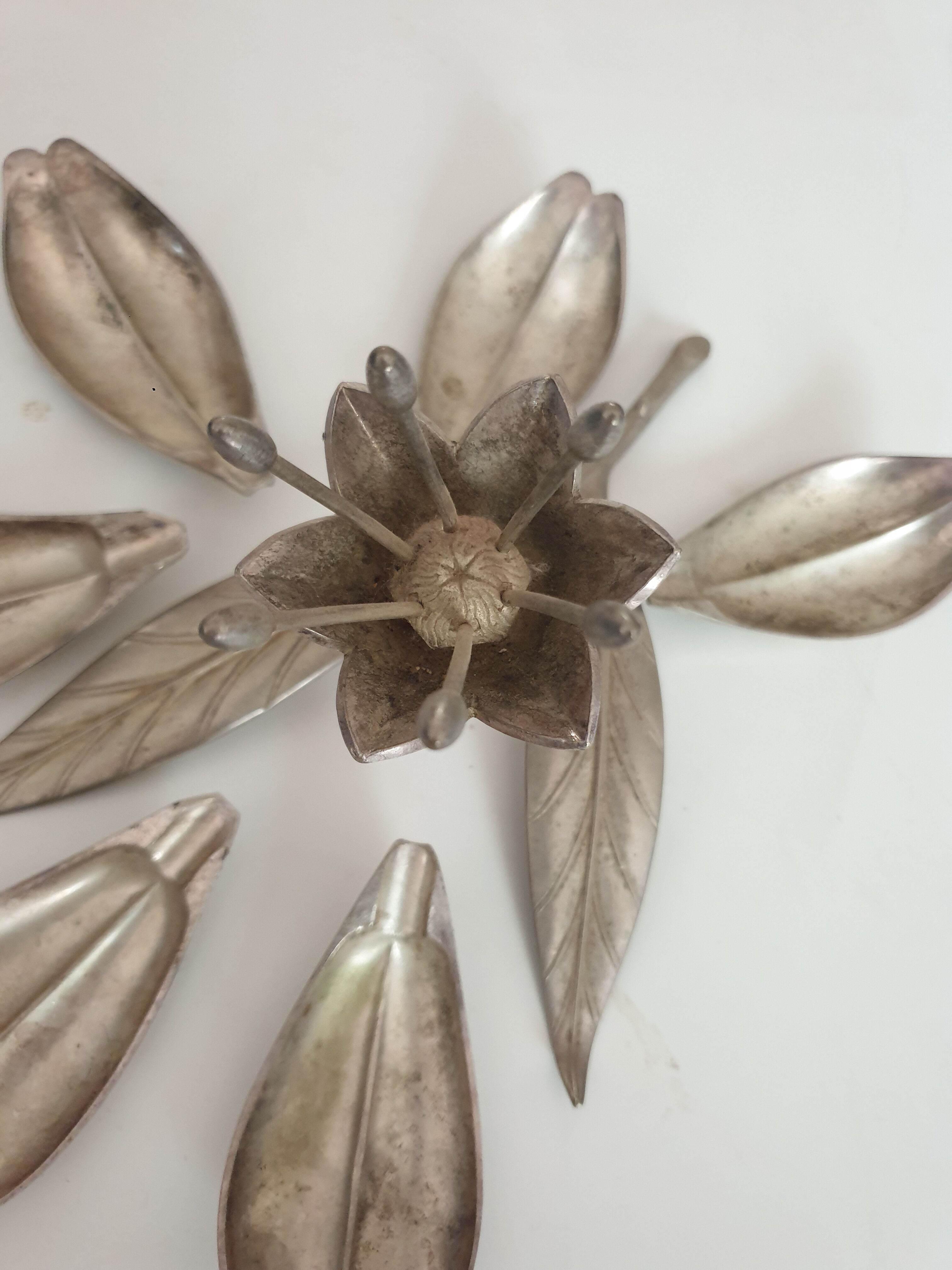 Vintage flower ashtray