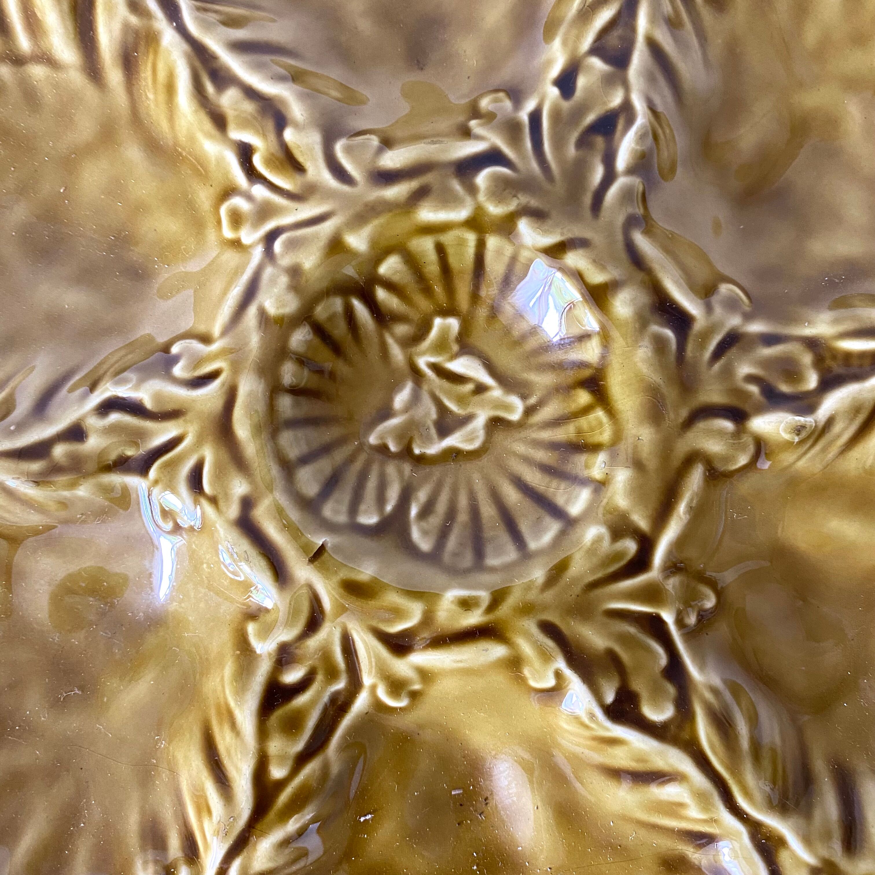 Oyster plates in slip, Gien ceramics