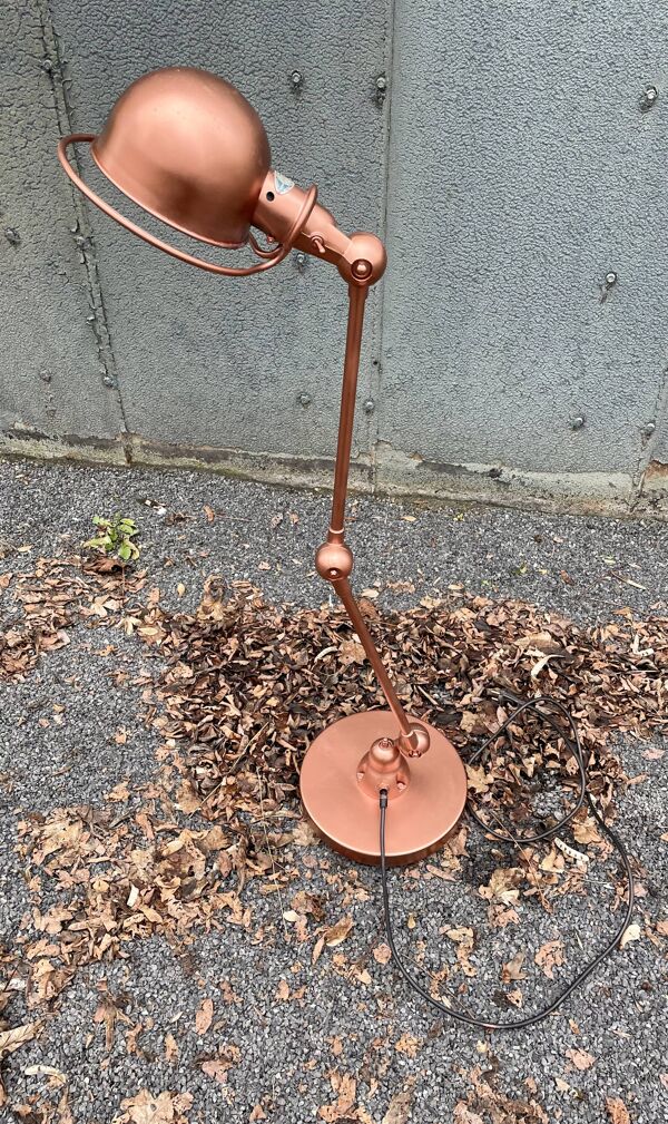 Lampe jielde refaite à neuf