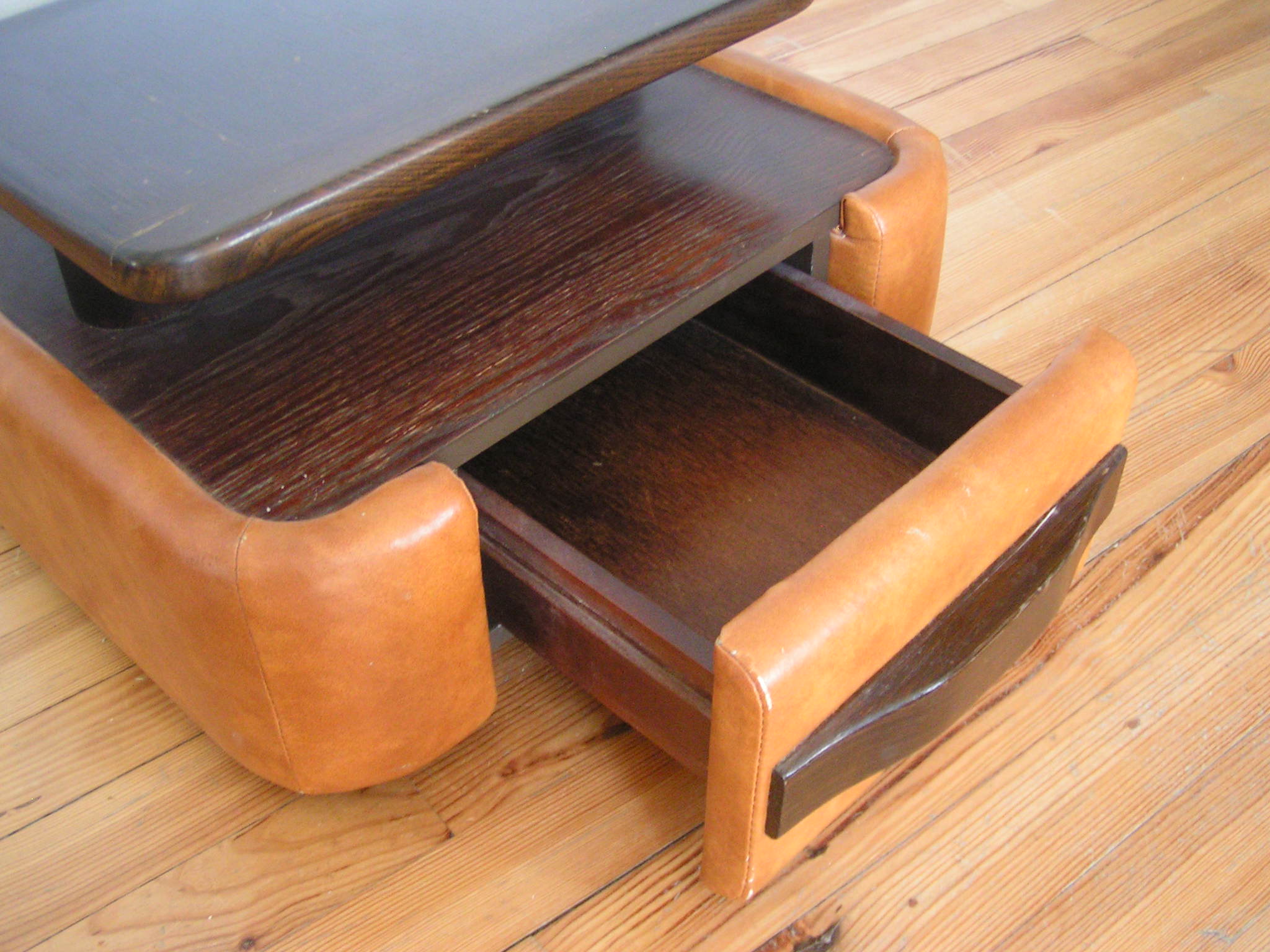 70s bedside