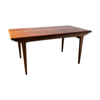 Scandinavian table