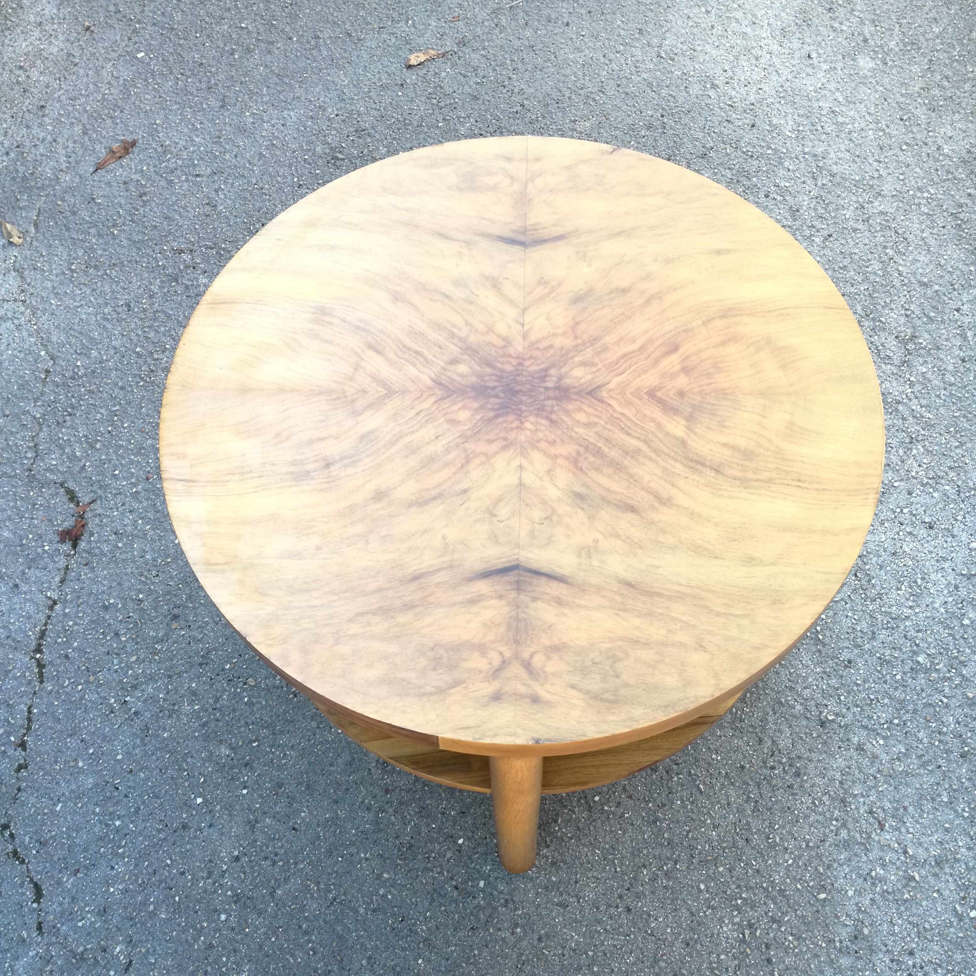 Round walnut pedestal table, with tablet
