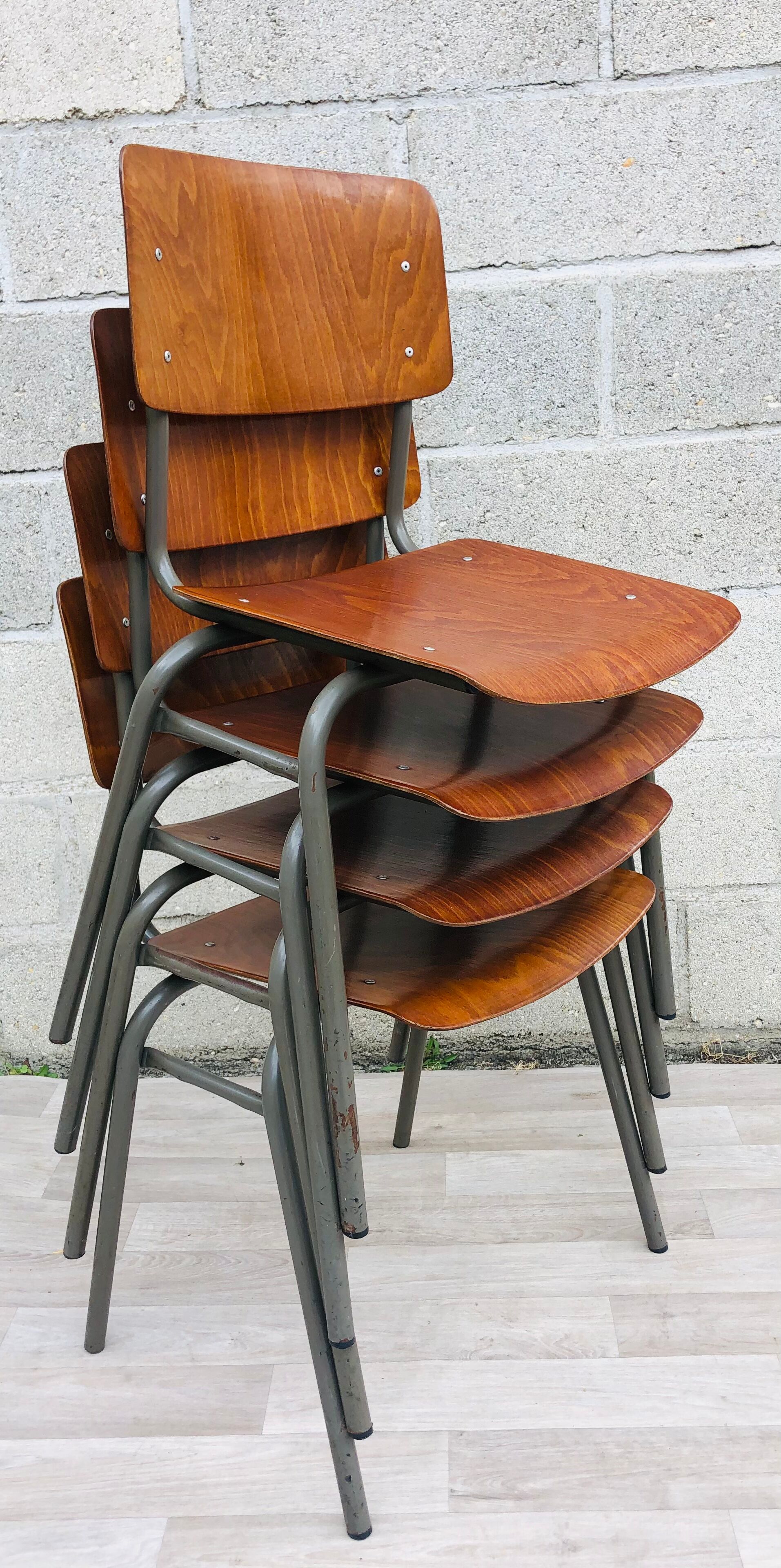 4 chairs Marko 60s gray base