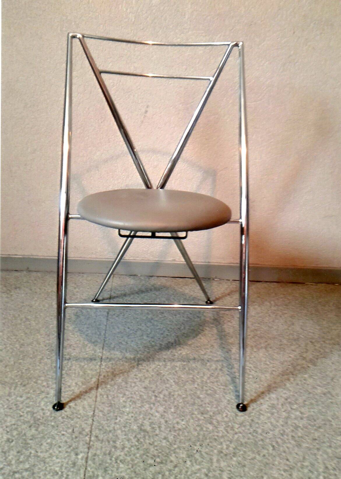 Cinderella chair by Yamakado