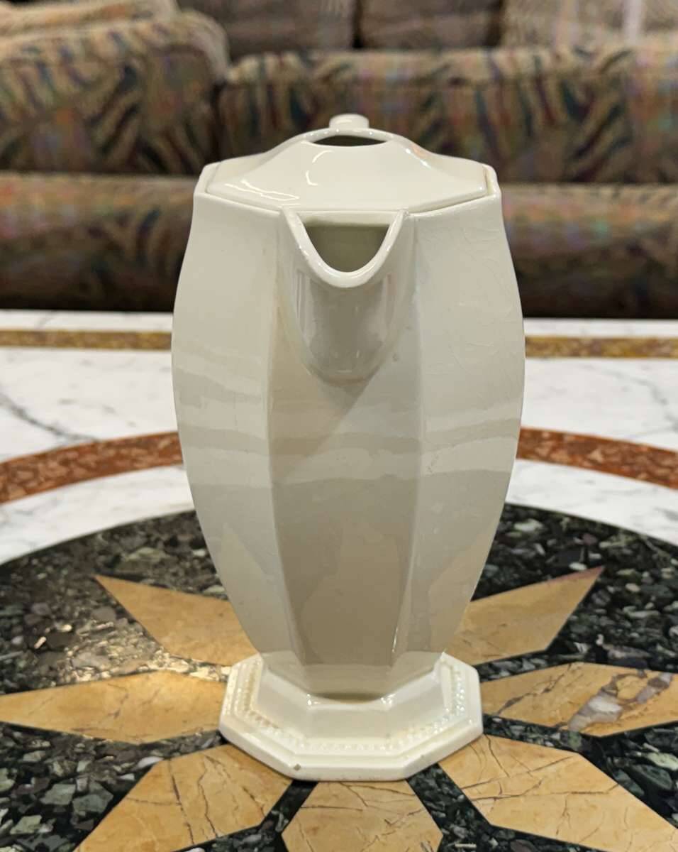 Octagonal jug Creil and Montereau model Pearls - 19th century