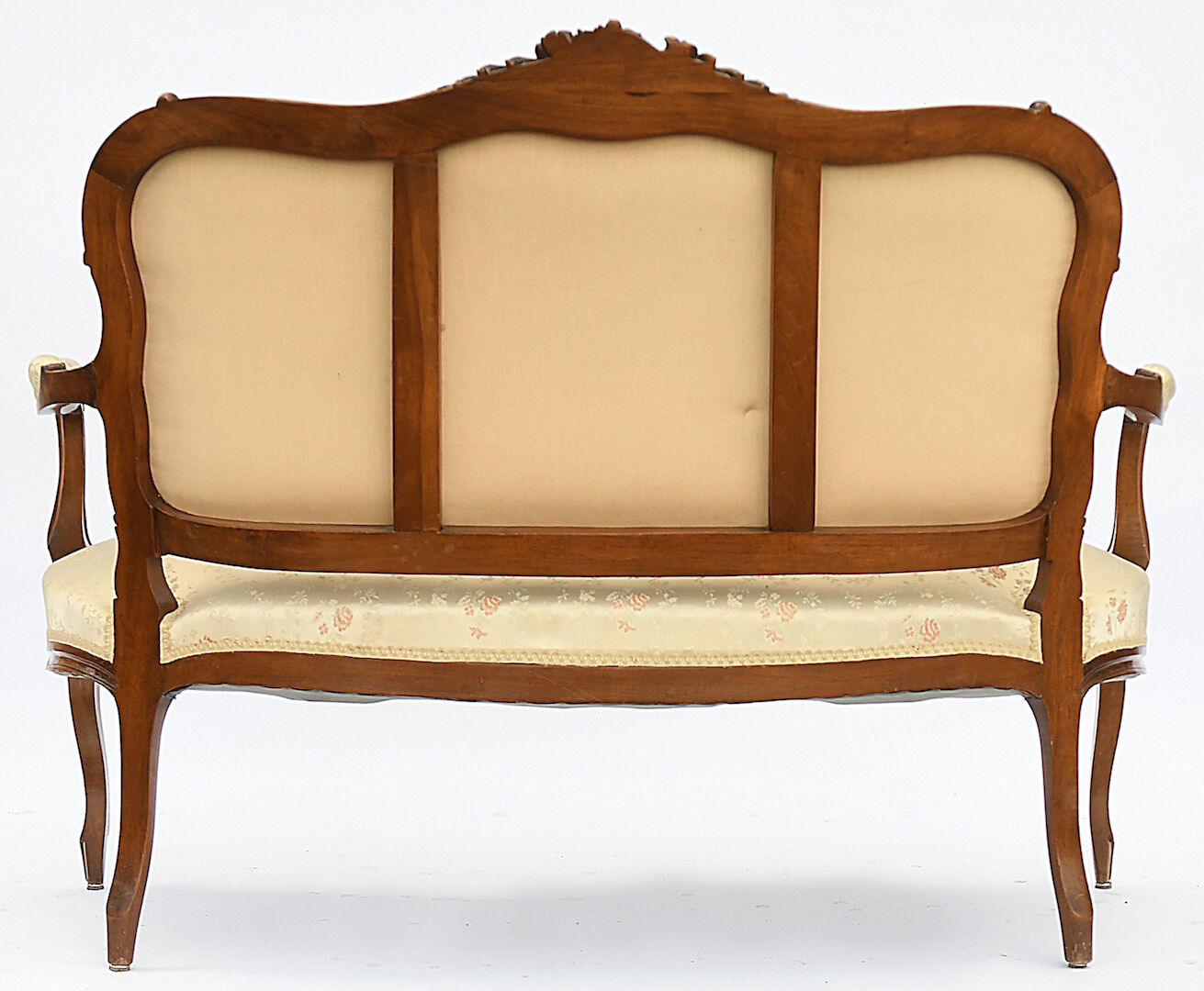 Salon en bois sculpté de style Louis XV