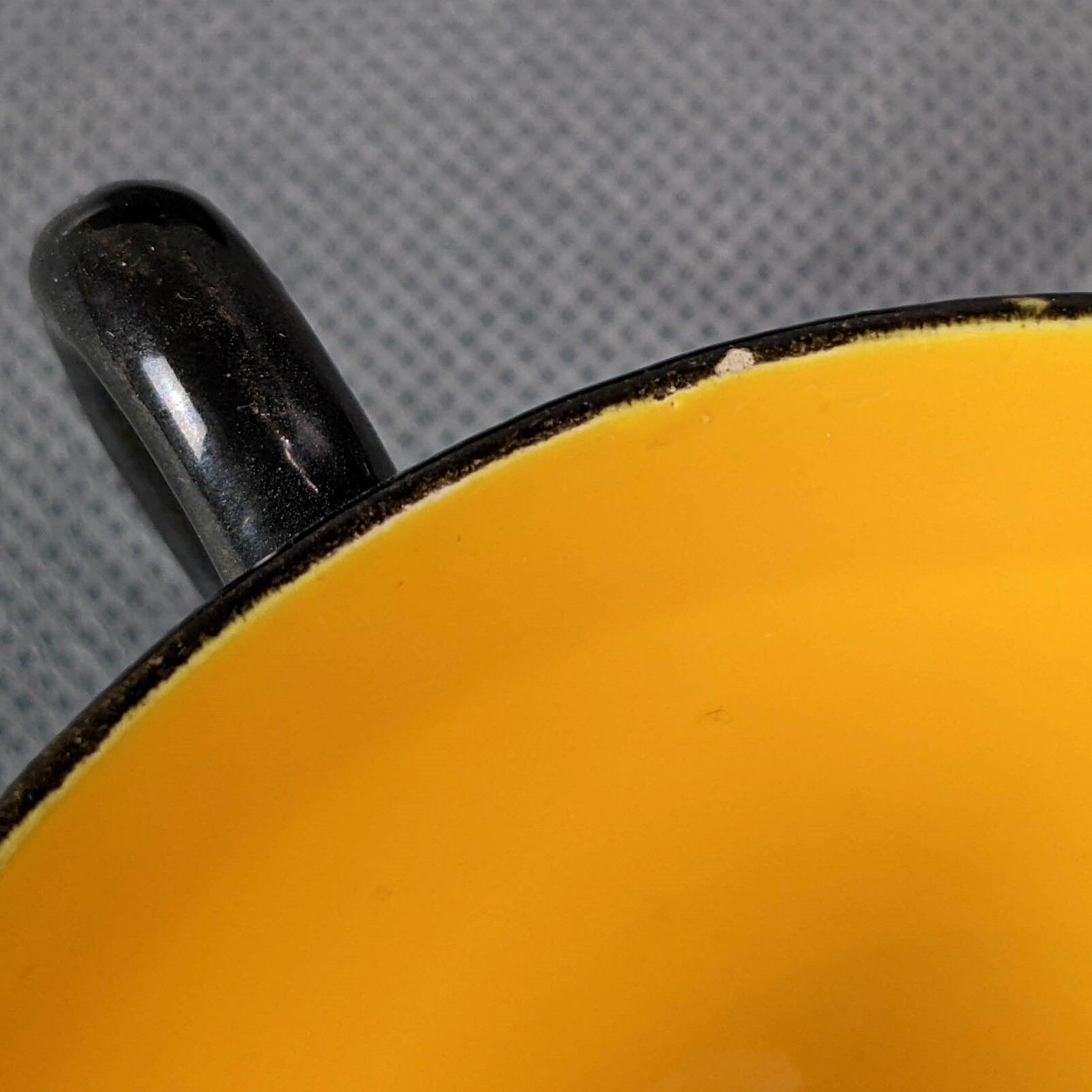 Service of 6 cups and saucers in two-tone ceramic - Faience Saint Clément