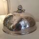 Cloche de service en métal argenté