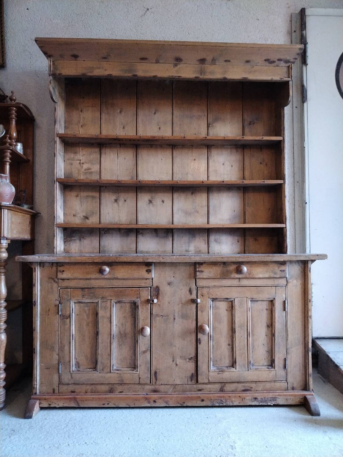English country dresser
