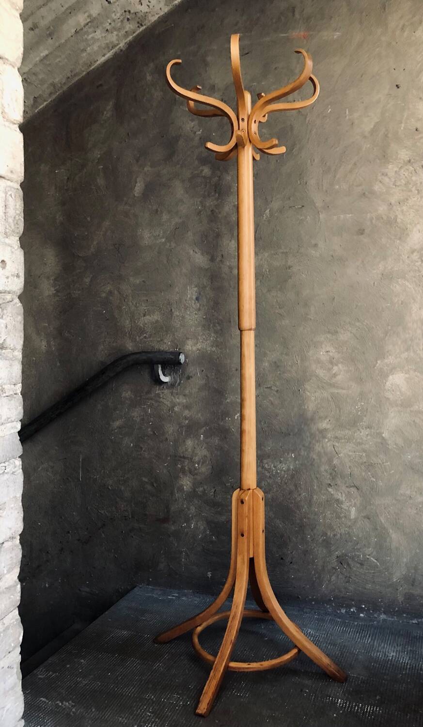 Baumann "Parrot" beech coat rack