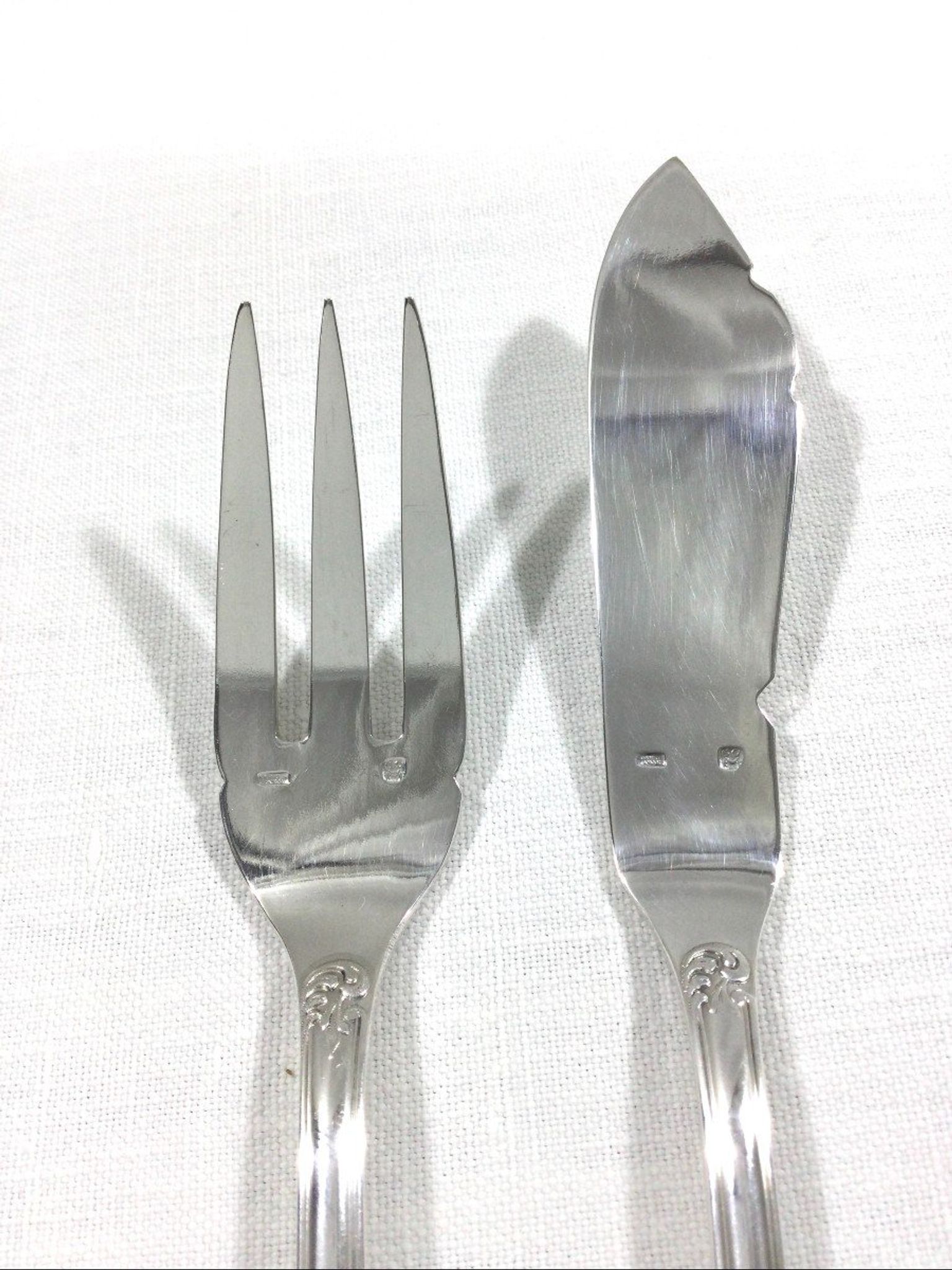 12 couverts à poisson François Frionnet