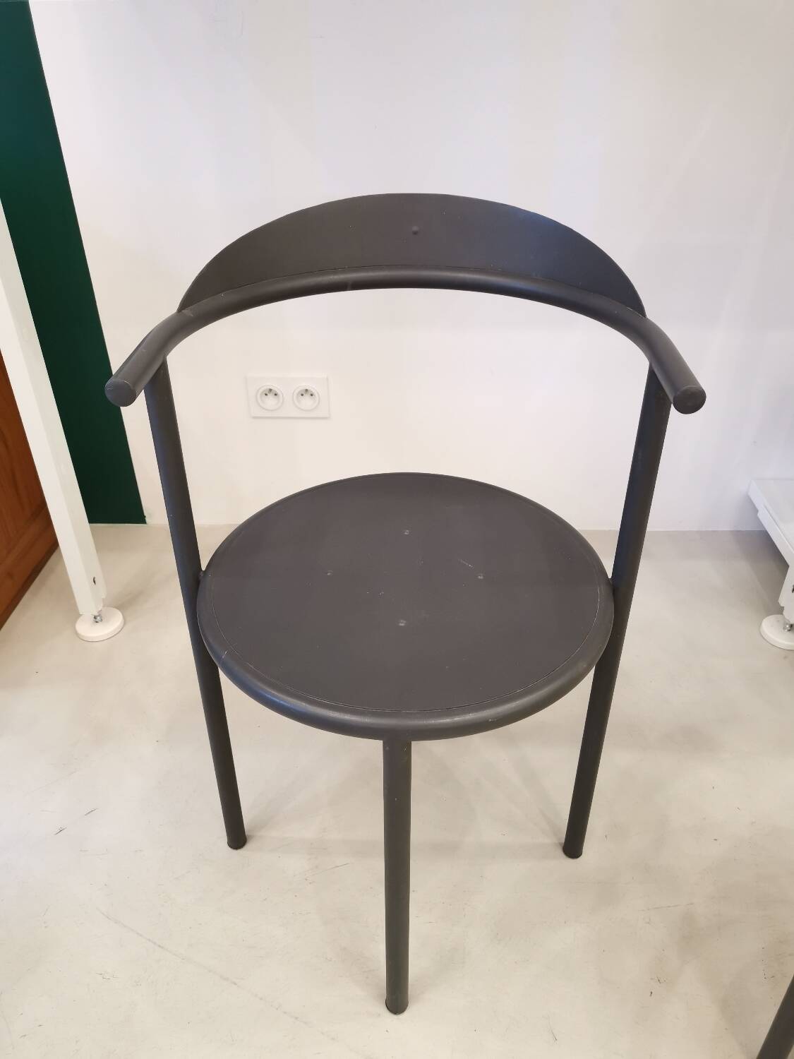 Paire de chaises Starck, modèle Hashwood, édition 3 Suisses, 1987