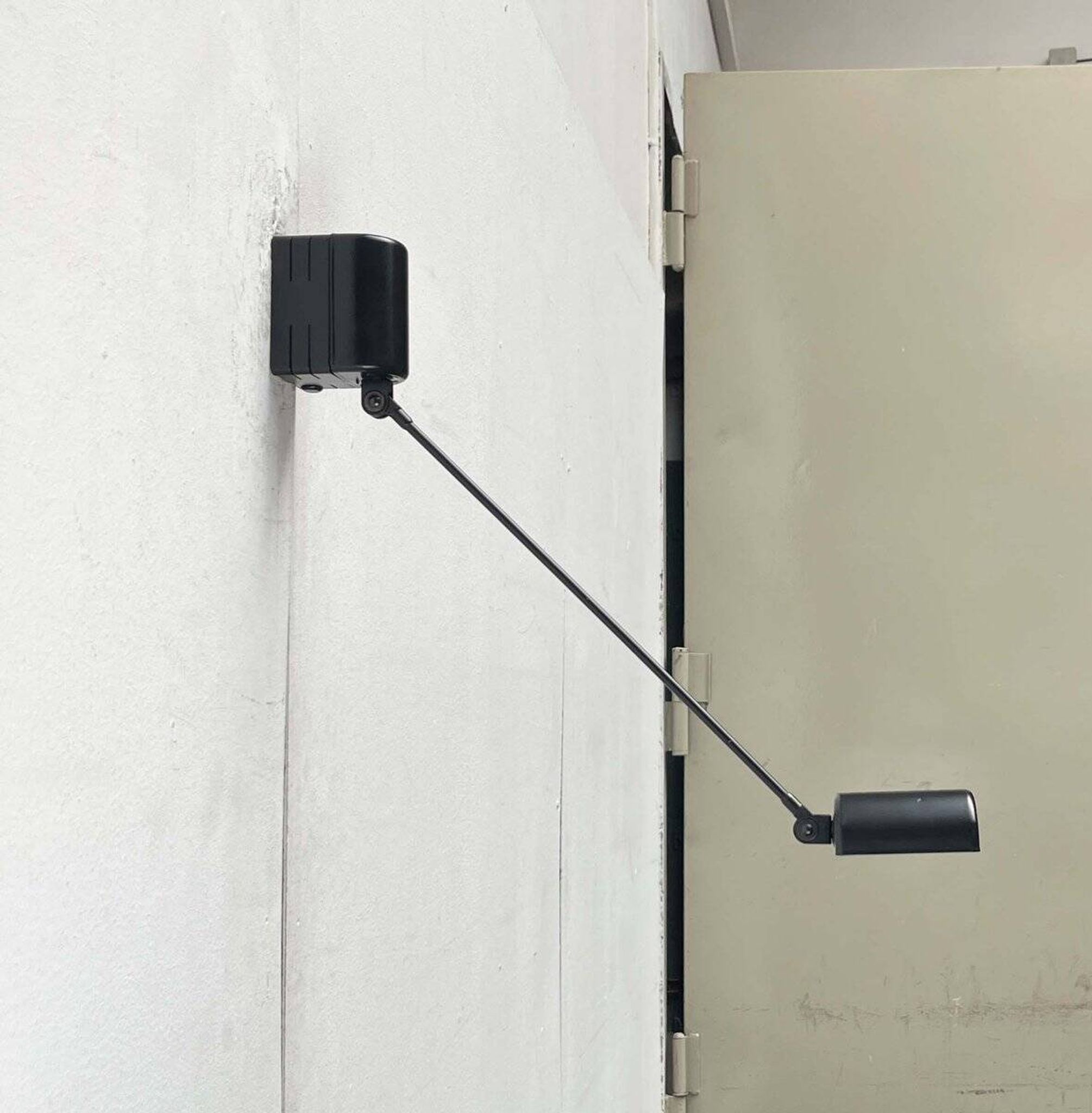 Classic Vintage Italian wall lamp Daphinette by Tommaso Cimini for Lumina, 1980s.